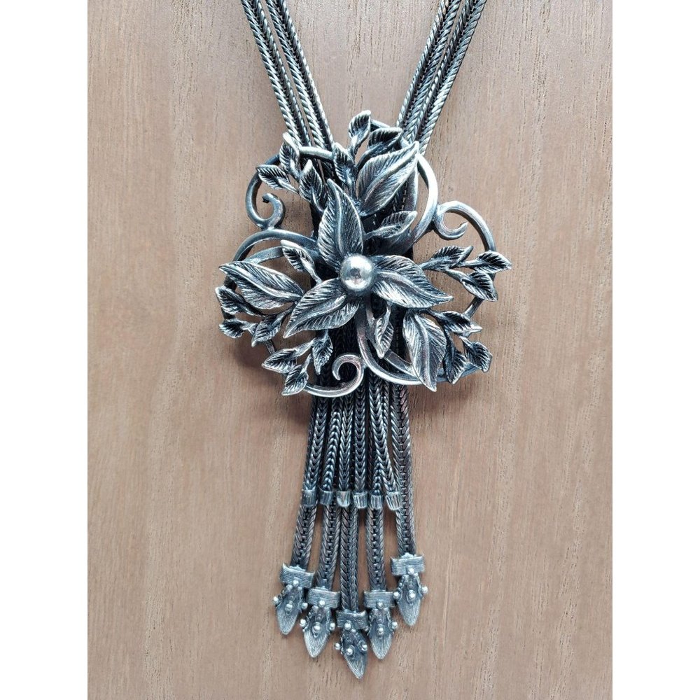 Vintage Botticelli pendant choker necklace